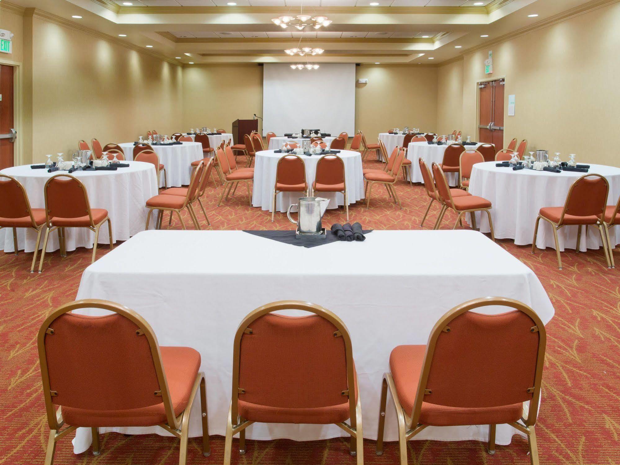 Holiday Inn Yakima By Ihg Zewnętrze zdjęcie